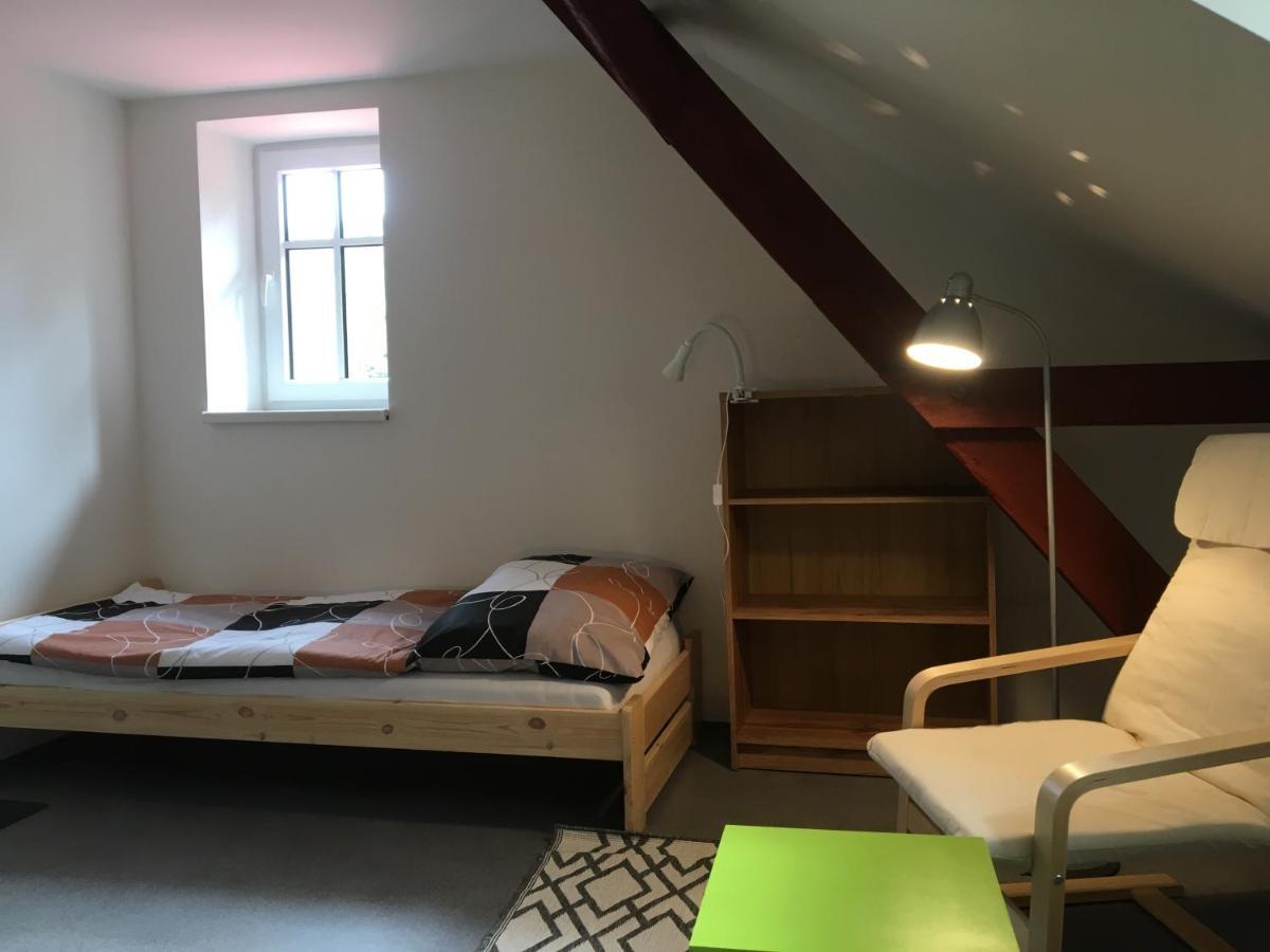Апартаменты Apartman Restaurace Praha Етршиховице Экстерьер фото