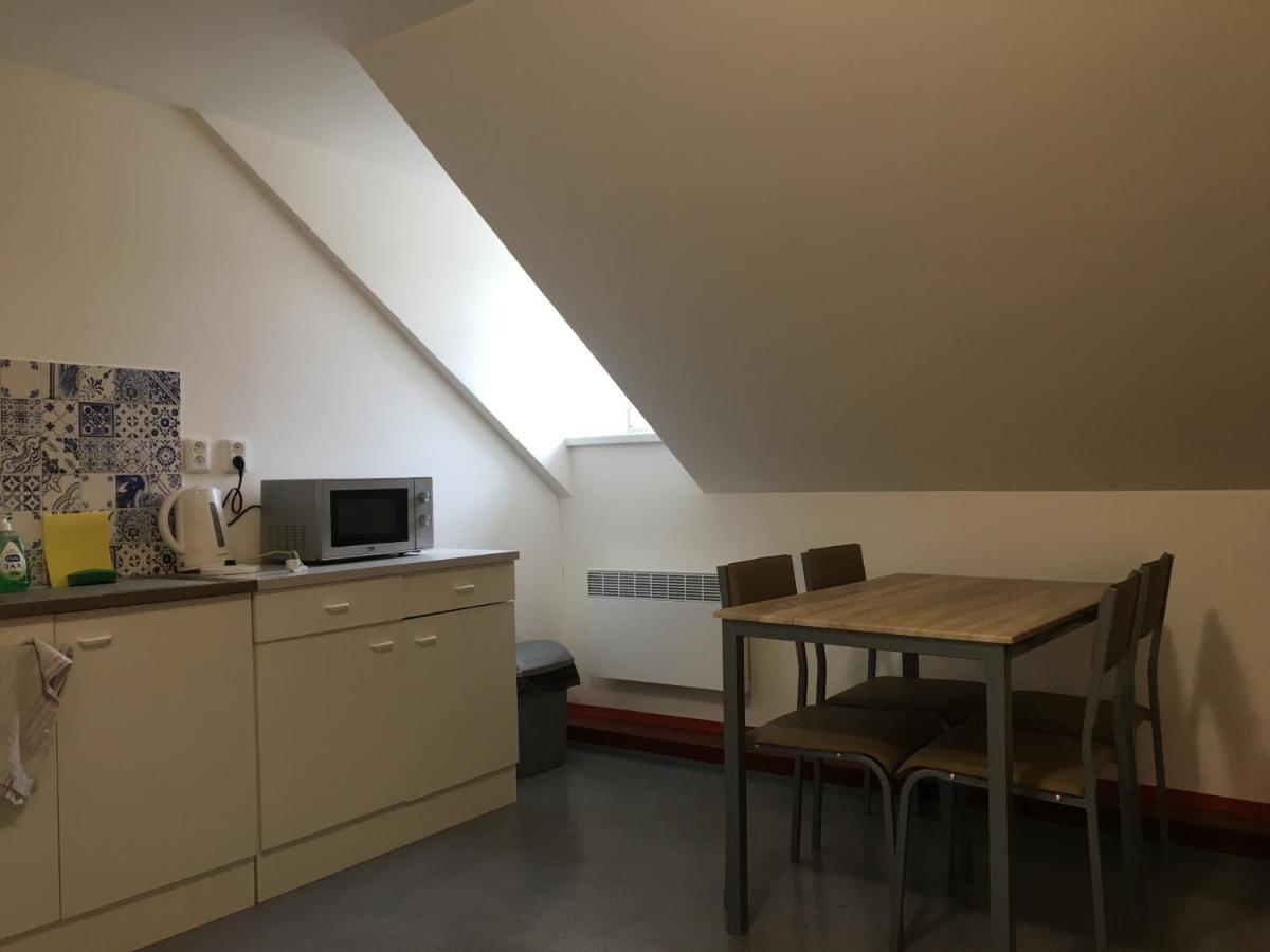 Апартаменты Apartman Restaurace Praha Етршиховице Экстерьер фото